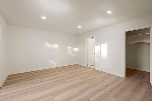 7001 Almaden Ln, Carlsbad, CA 92009