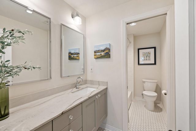 4015 Ascot Lane, Houston, TX 77092
