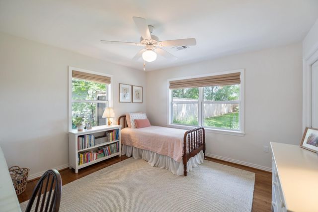 4015 Ascot Lane, Houston, TX 77092