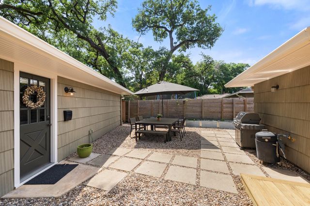 4015 Ascot Lane, Houston, TX 77092