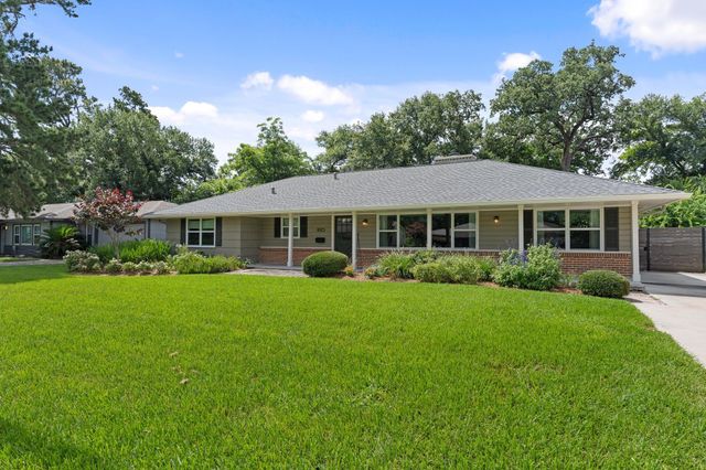 4015 Ascot Lane, Houston, TX 77092