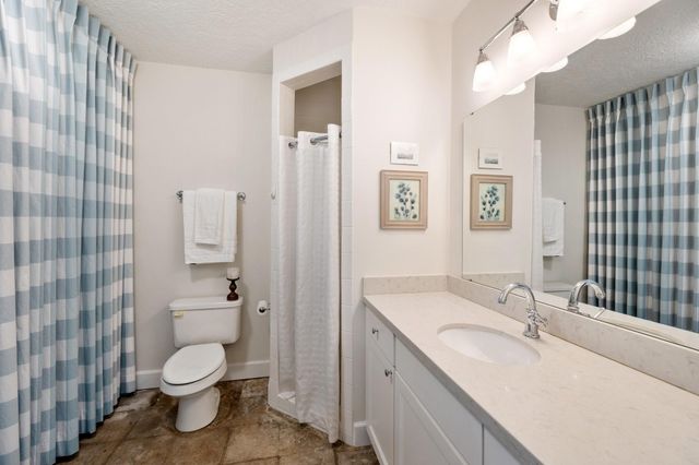 4015 Ascot Lane, Houston, TX 77092