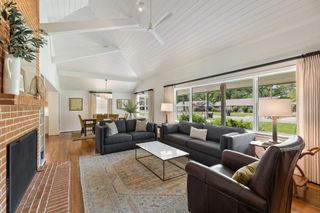 4015 Ascot Lane, Houston, TX 77092
