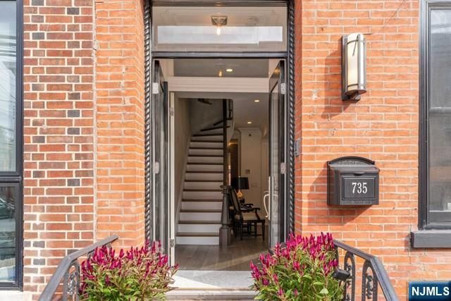 735 Bloomfield Street, Hoboken, NJ 07030
