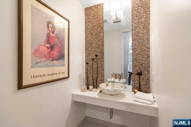 735 Bloomfield Street, Hoboken, NJ 07030
