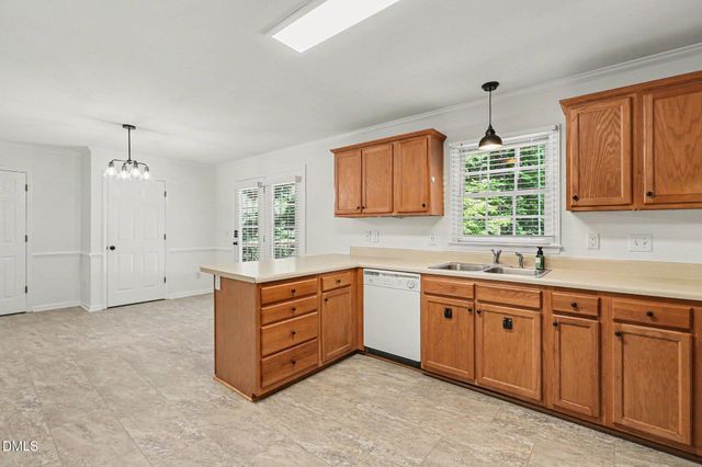 5586 Farmington Drive, Oxford, NC 27565