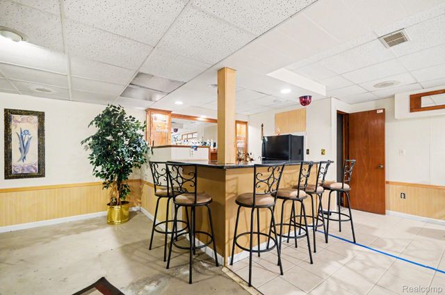 52905 Heatherway Drive, Shelby Charter Township, MI 48316