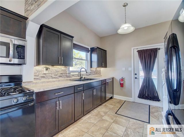 179 Hillside Avenue, South River, NJ 08882