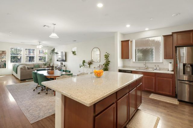 3064 Club Center Dr, Sacramento, CA 95835