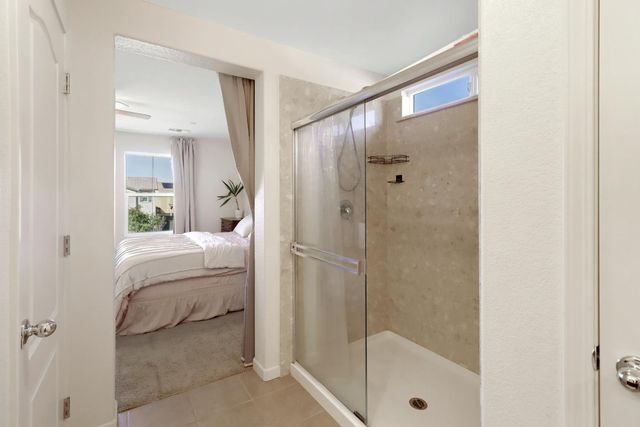 3064 Club Center Dr, Sacramento, CA 95835