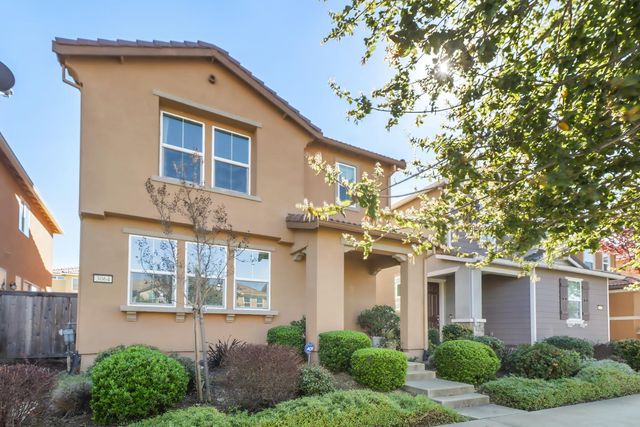 3064 Club Center Dr, Sacramento, CA 95835