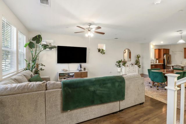3064 Club Center Dr, Sacramento, CA 95835