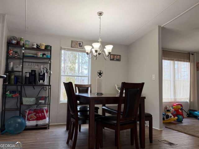 828 Harrison Road, Carrollton, GA 30117