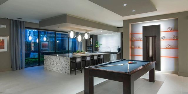 7100 Old Katy Road 5212, Houston, TX 77024