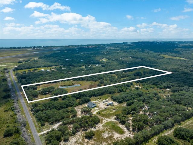 1030 Airport Rd., Rockport, TX 78382