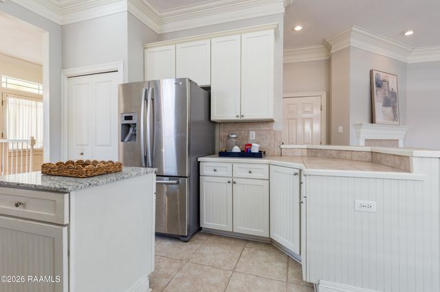 103 Lighthouse Point Circle, Youngsville, LA 70592