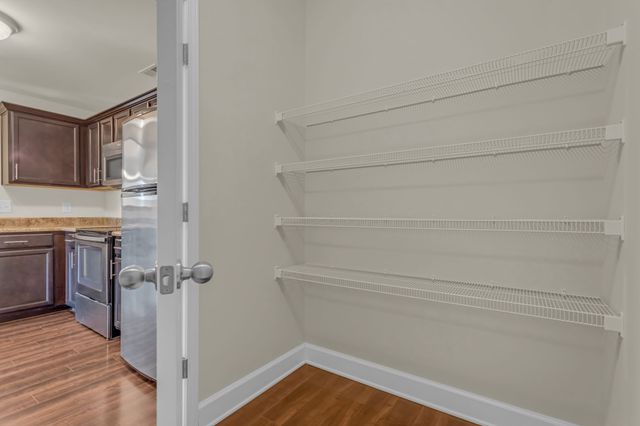 8121 Lenox Creekside Dr Unit 3, Antioch, TN 37013