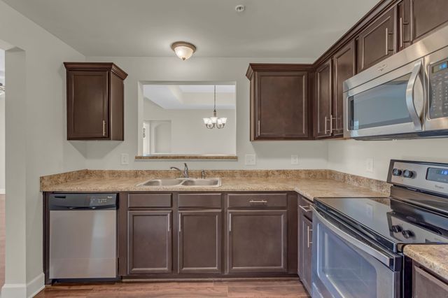 8121 Lenox Creekside Dr Unit 3, Antioch, TN 37013
