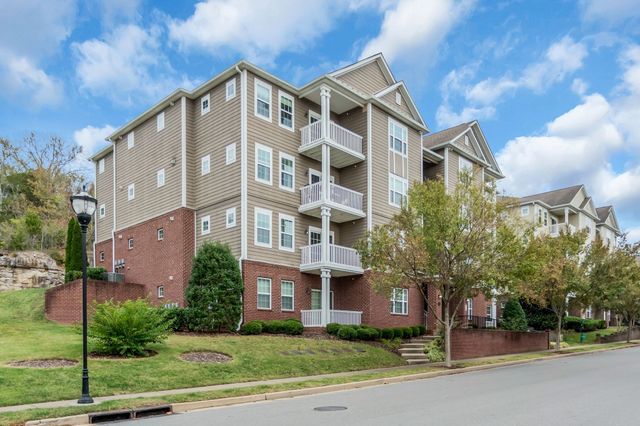 8121 Lenox Creekside Dr Unit 3, Antioch, TN 37013