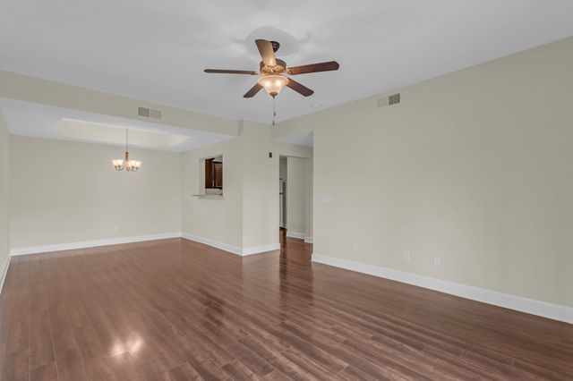 8121 Lenox Creekside Dr Unit 3, Antioch, TN 37013