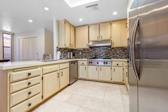 6 Colgate Drive, Rancho Mirage, CA 92270