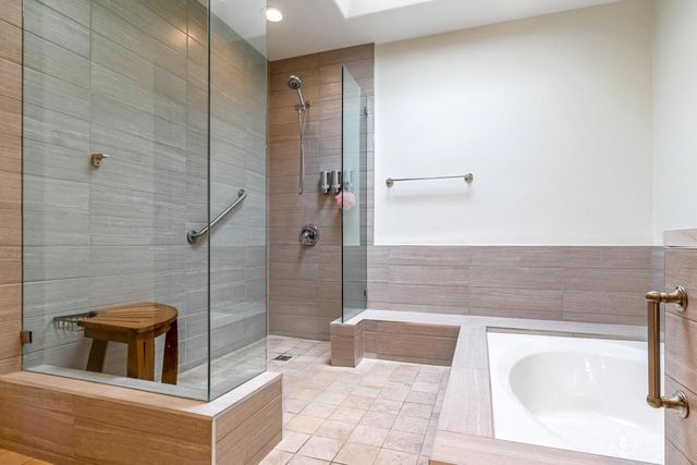 6 Colgate Drive, Rancho Mirage, CA 92270