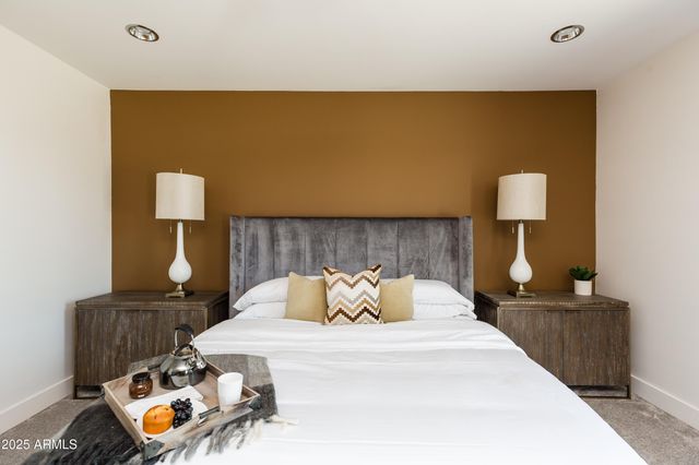 12216 N 63RD Street, Scottsdale, AZ 85254