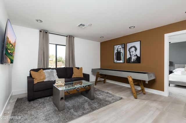 12216 N 63RD Street, Scottsdale, AZ 85254