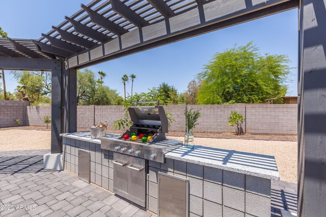 12216 N 63RD Street, Scottsdale, AZ 85254