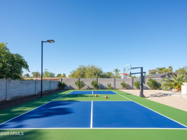 12216 N 63RD Street, Scottsdale, AZ 85254