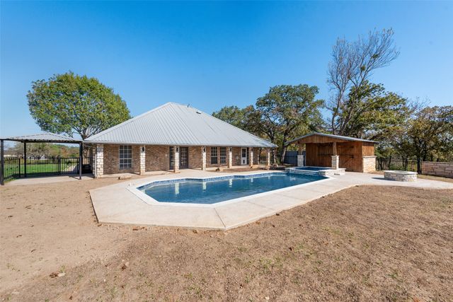 118 Private Road 3414, Bridgeport, TX 76426