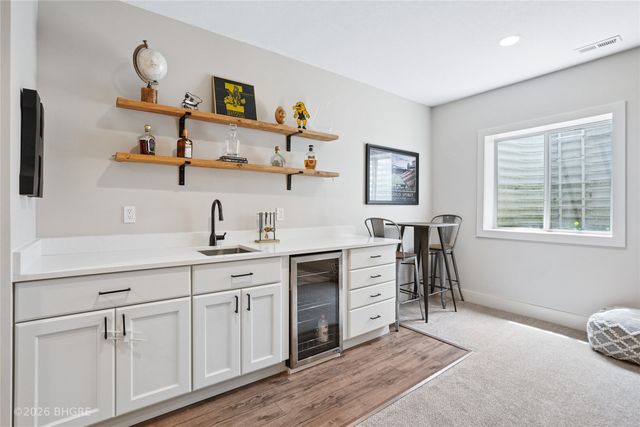 30 SE Waddell Way, Waukee, IA 50263