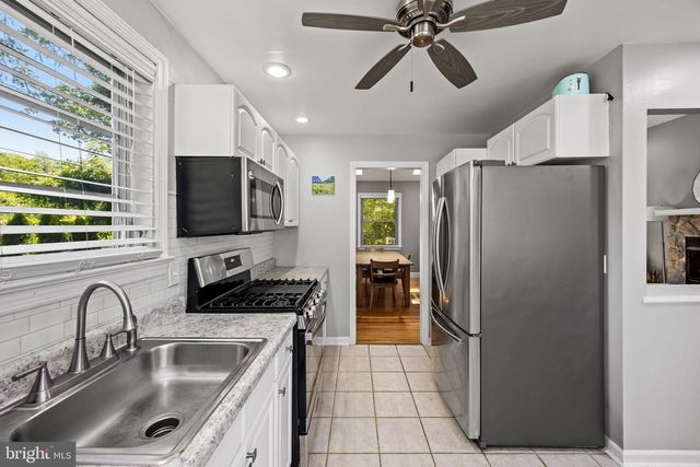 103 KENWOOD DR, Cherry Hill, NJ 08034