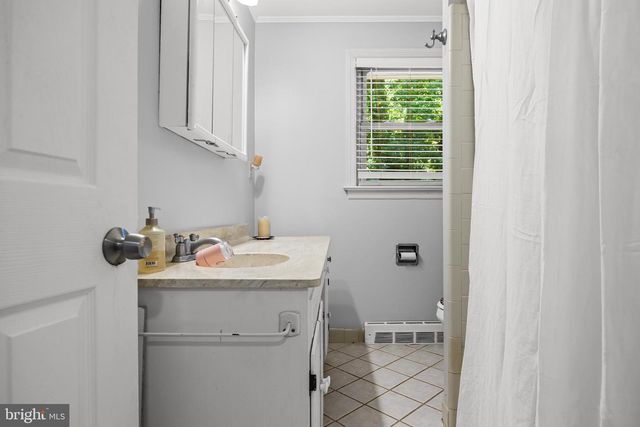 103 KENWOOD DR, Cherry Hill, NJ 08034