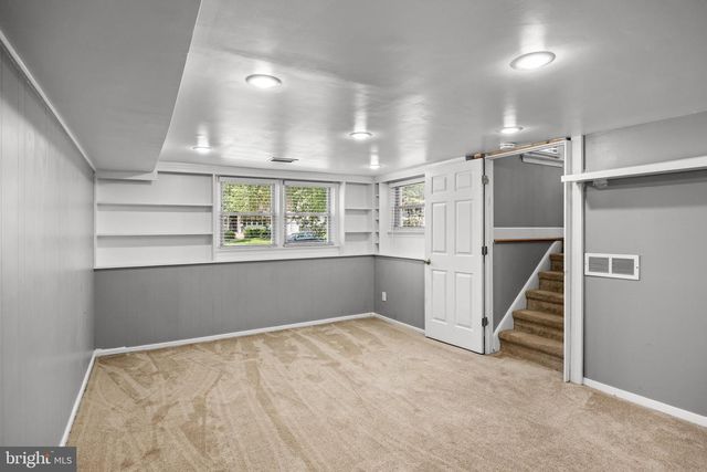 103 KENWOOD DR, Cherry Hill, NJ 08034
