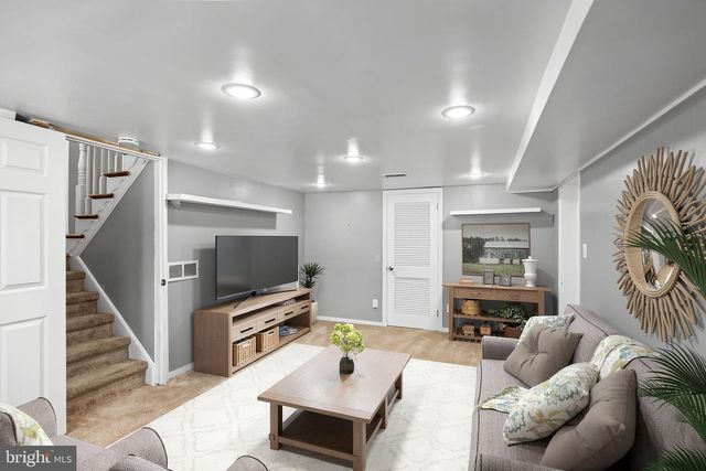 103 KENWOOD DR, Cherry Hill, NJ 08034