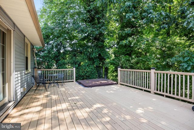 103 KENWOOD DR, Cherry Hill, NJ 08034
