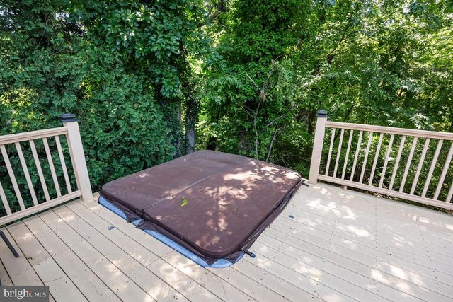 103 KENWOOD DR, Cherry Hill, NJ 08034