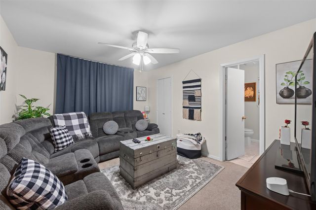 257 Point Clear Drive, Panorama Village, TX 77304