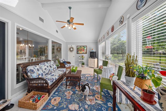 257 Point Clear Drive, Panorama Village, TX 77304