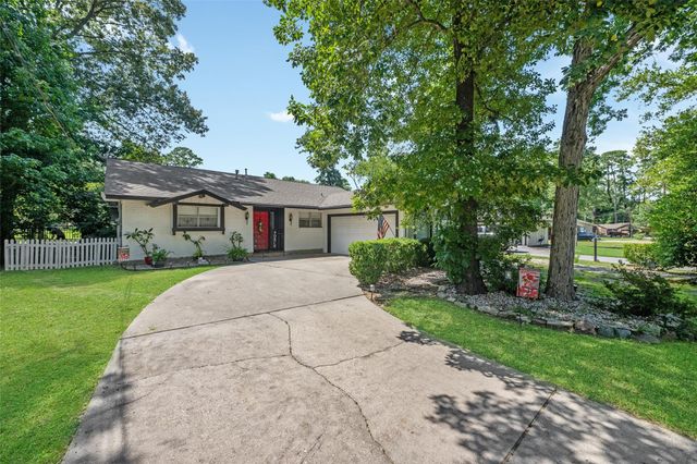 257 Point Clear Drive, Panorama Village, TX 77304