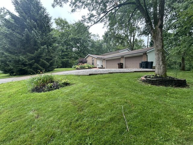 599 Carryback Drive SW, Pataskala, OH 43062