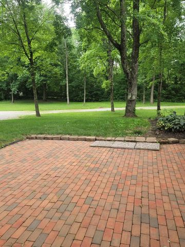 599 Carryback Drive SW, Pataskala, OH 43062