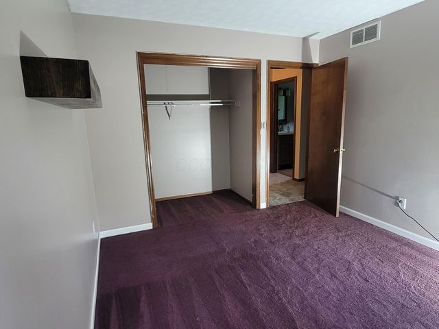 599 Carryback Drive SW, Pataskala, OH 43062