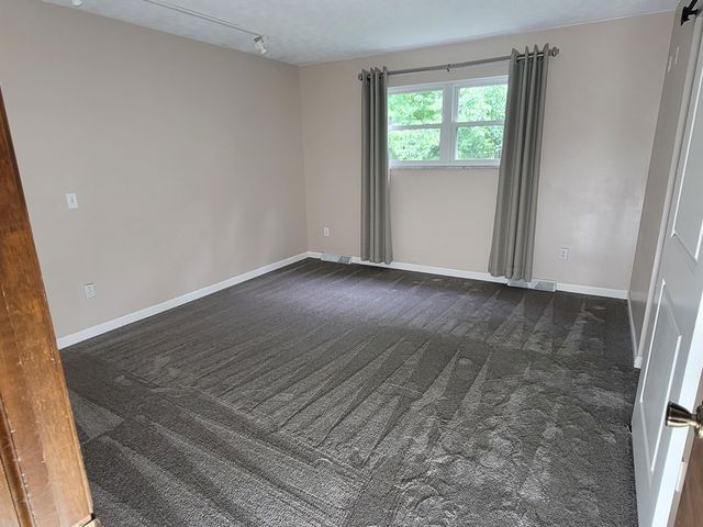 599 Carryback Drive SW, Pataskala, OH 43062