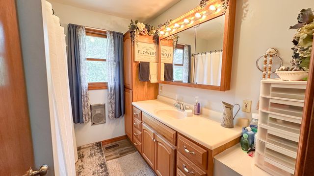 490 Highway 95, Mountain Grove, MO 65711