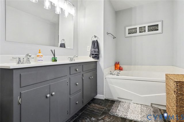 3247 Sherwood Ridge Dr, Powhatan, VA 23139