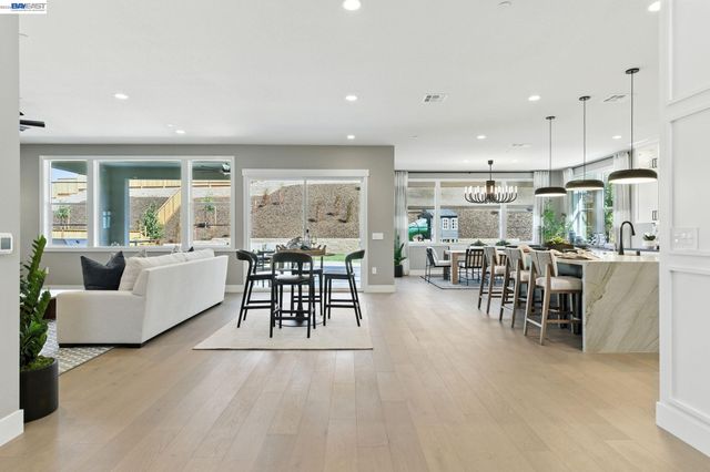 1652 Savannah Court, Dublin, CA 94568