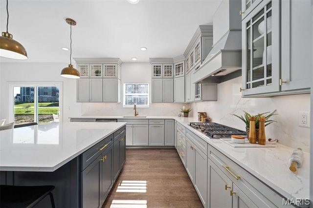 300 Osprey Court, Lake St Louis, MO 63367