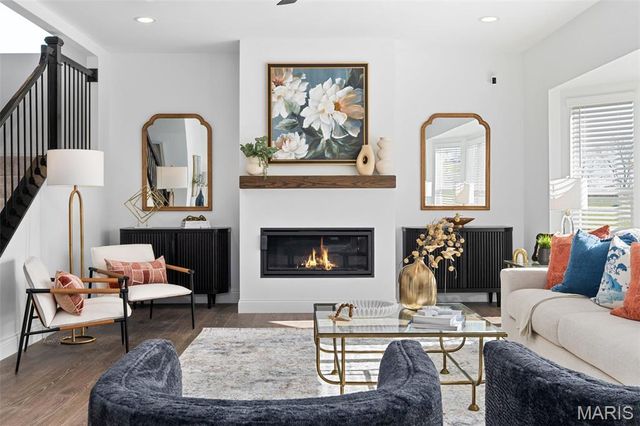 300 Osprey Court, Lake St Louis, MO 63367